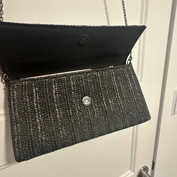 Summer Essential Raffia Clutch bag - Picture 6 of 8